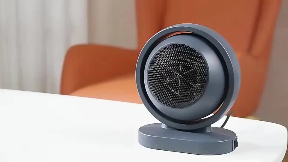 新型縦型ポータブル電気ヒーター 家庭用ミニサーモスタット暖房ヒーター オフィス 省エネ 電気 小型ヒーター